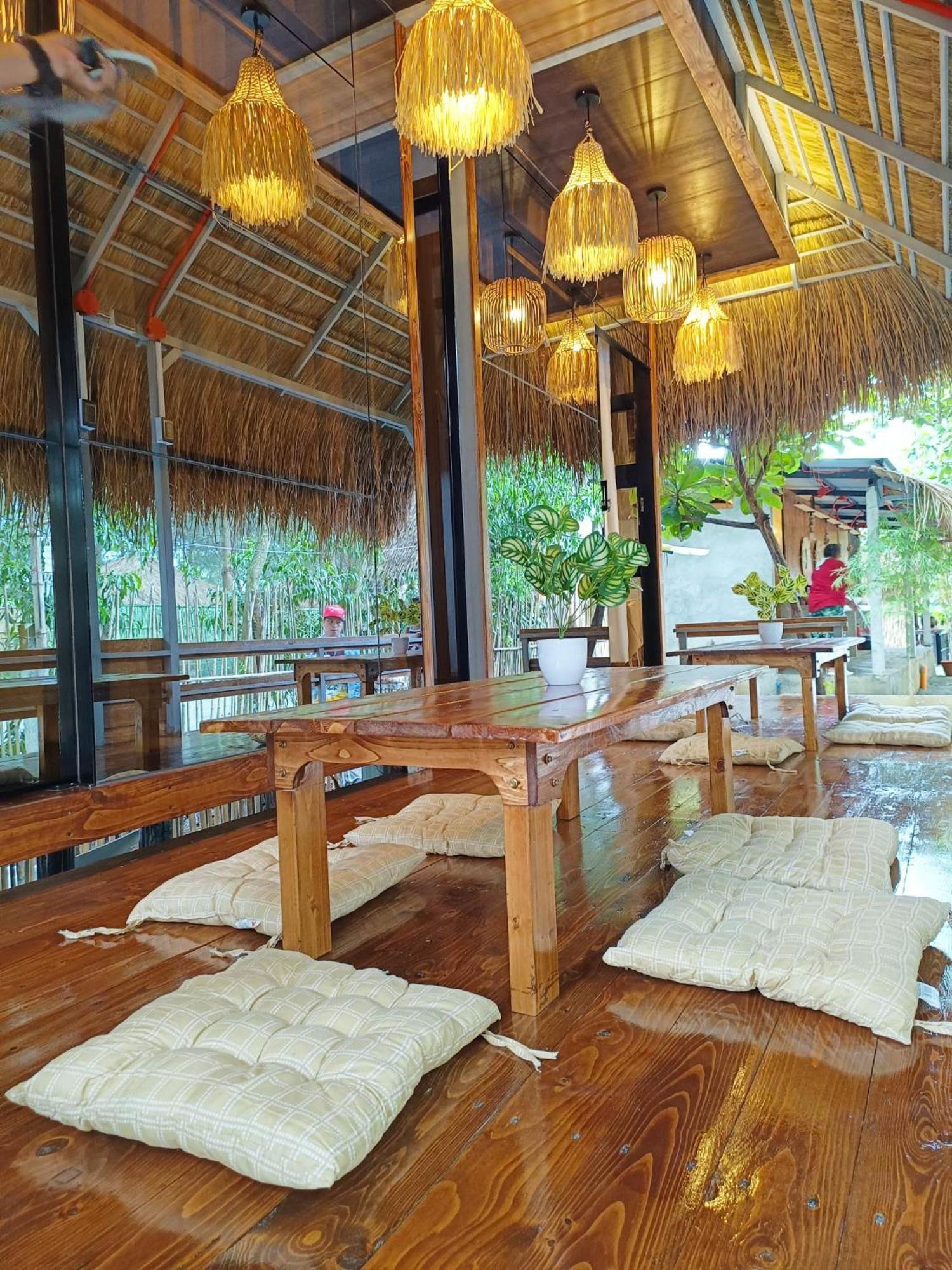 Hotel Straw Huts Liwliwa San Felipe  Esterno foto